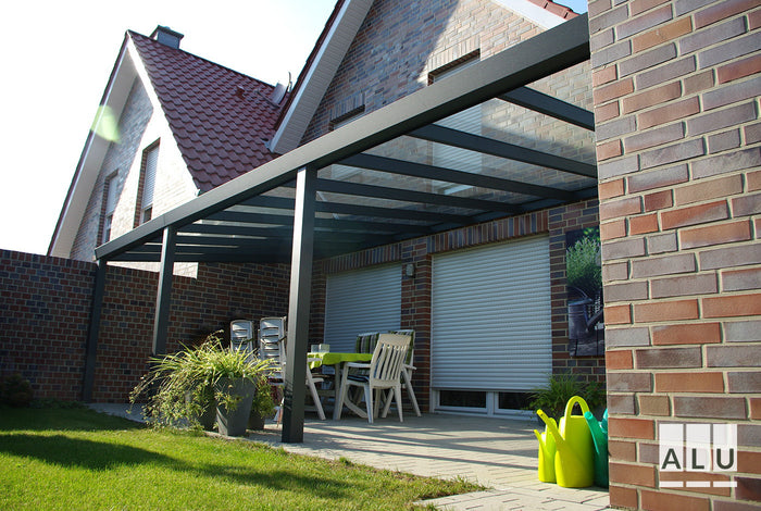 Beschattung für die Terrassenüberdachung von ALU-Terrassenbau