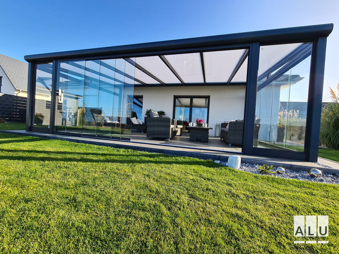 Glasschiebewand für die Terrasse von ALU-Terrassenbau