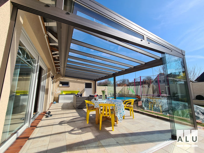 Glasschiebewand für die Terrasse von ALU-Terrassenbau