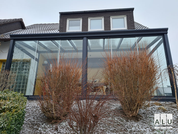 Kaltwintergarten aus Aluminium und Glas von ALU-Terrassenbau